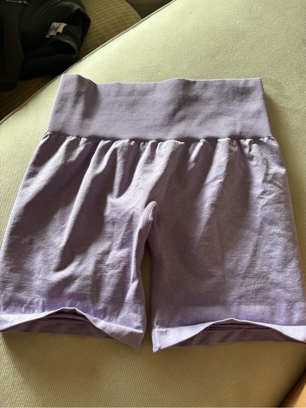 Nvgtn contour shorts
